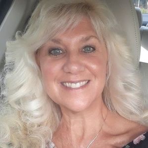 Meet your Posher, Brenda